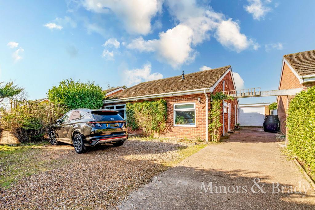 3 bedroom detached bungalow to rent