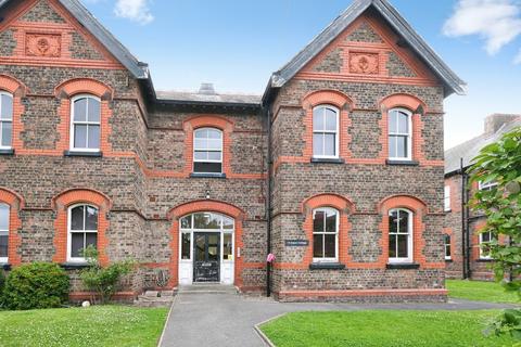 3 bedroom flat for sale, New Hall, Liverpool, Merseyside, L10