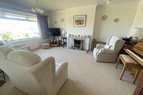 undefined, Lon Aber, Benllech, Tyn-Y-Gongl