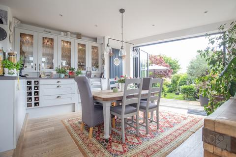 3 bedroom semi-detached house for sale, Long John Hill, Norwich