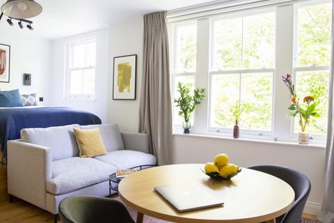 Studio to rent, Coleherne Road, London, SW10