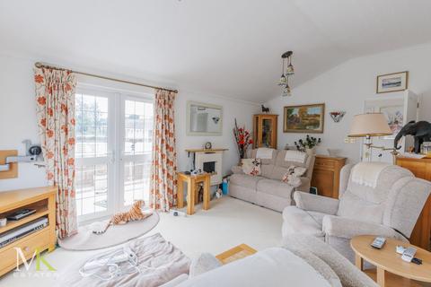 2 bedroom park home for sale, Beaulieu Avenue, Christchurch BH23