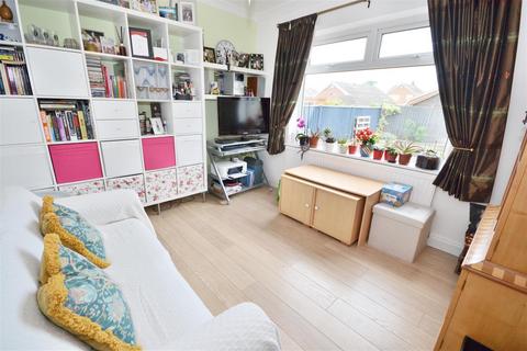 3 bedroom detached house for sale, Hill Rise Drive, Market Weighton, York