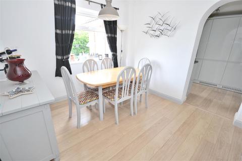 3 bedroom detached house for sale, Hill Rise Drive, Market Weighton, York