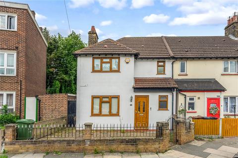 4 bedroom end of terrace house for sale, Lambourne Gardens, Barking IG11