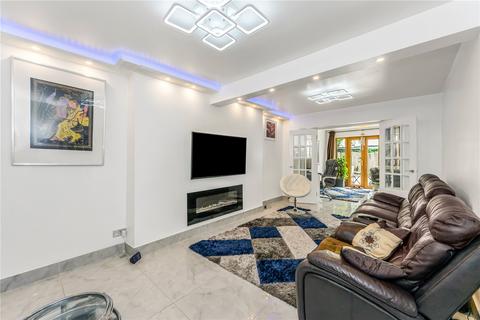 4 bedroom end of terrace house for sale, Lambourne Gardens, Barking IG11