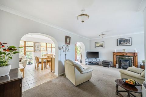 3 bedroom bungalow for sale, Folly View Crescent, Faringdon SN7