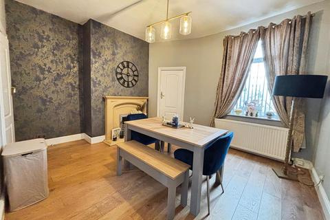 3 bedroom semi-detached house for sale, Poplar Grove, Bradford BD7