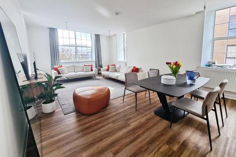 2 bedroom flat for sale, Captains Garden, Fishponds, Bristol