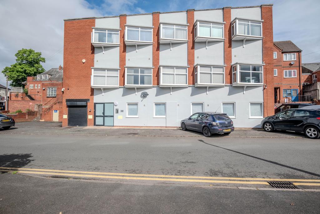 19 bedroom house of multiple occupation for sale