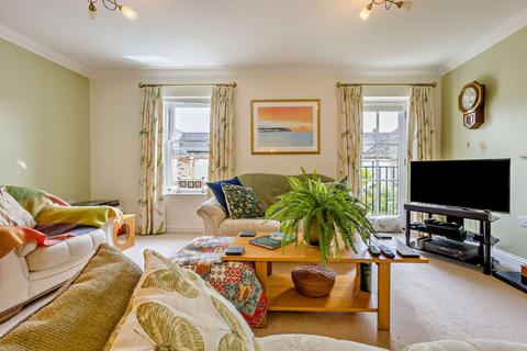 4 bedroom terraced house for sale, St. Barnabas Court, Cambridge, Cambridgeshire