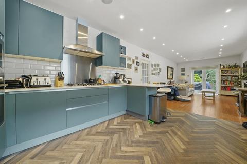 7 bedroom house to rent, Saint Davids Drive, Egham TW20
