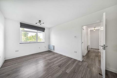 2 bedroom flat for sale, Nether Street, London N3
