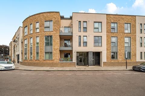 1 bedroom flat for sale, Scotland Green, London