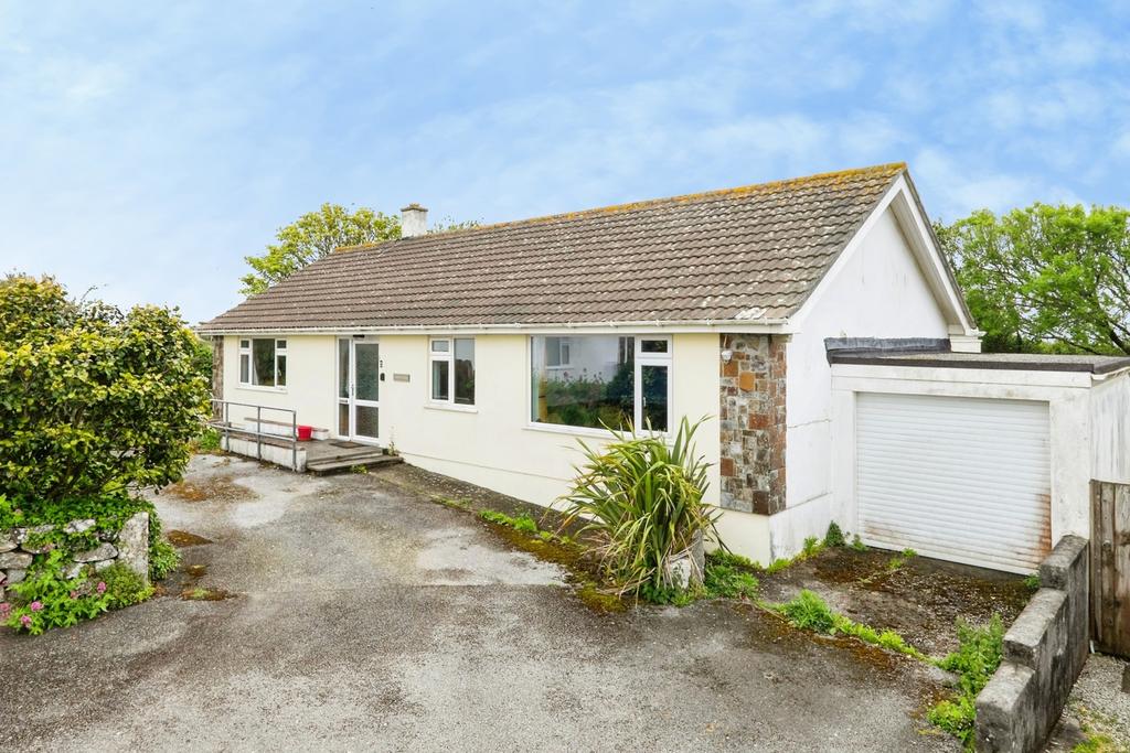 3 bedroom bungalow for sale