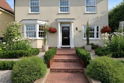 4 bedroom detached house for sale, Grange Hill, Coggeshall