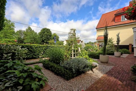 4 bedroom detached house for sale, Grange Hill, Coggeshall