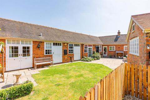 4 bedroom bungalow for sale, Heath Lane, Codicote, Hitchin