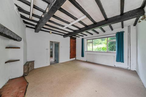 2 bedroom cottage for sale, Clows Top, Kidderminster