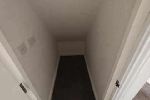 6 bedroom detached house to rent, 16 Maskell Drive, Brickhill, MK41 0GP