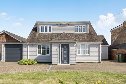 5 bedroom bungalow for sale, Swan Lane, Sellindge, TN25