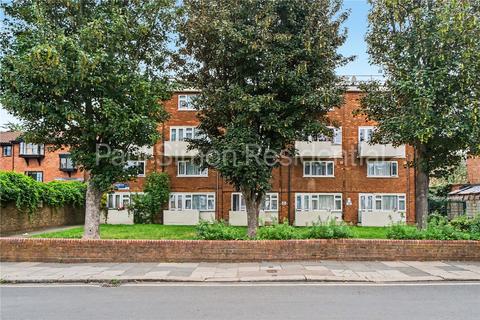 2 bedroom maisonette for sale, Legatte Court, Warwick Gardens, London, N4