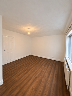2 bedroom semi-detached house to rent, Wavertree Road, Manchester M9