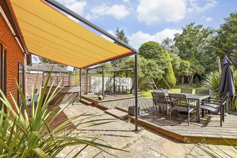 undefined, Wolverton Gardens, Horley RH6