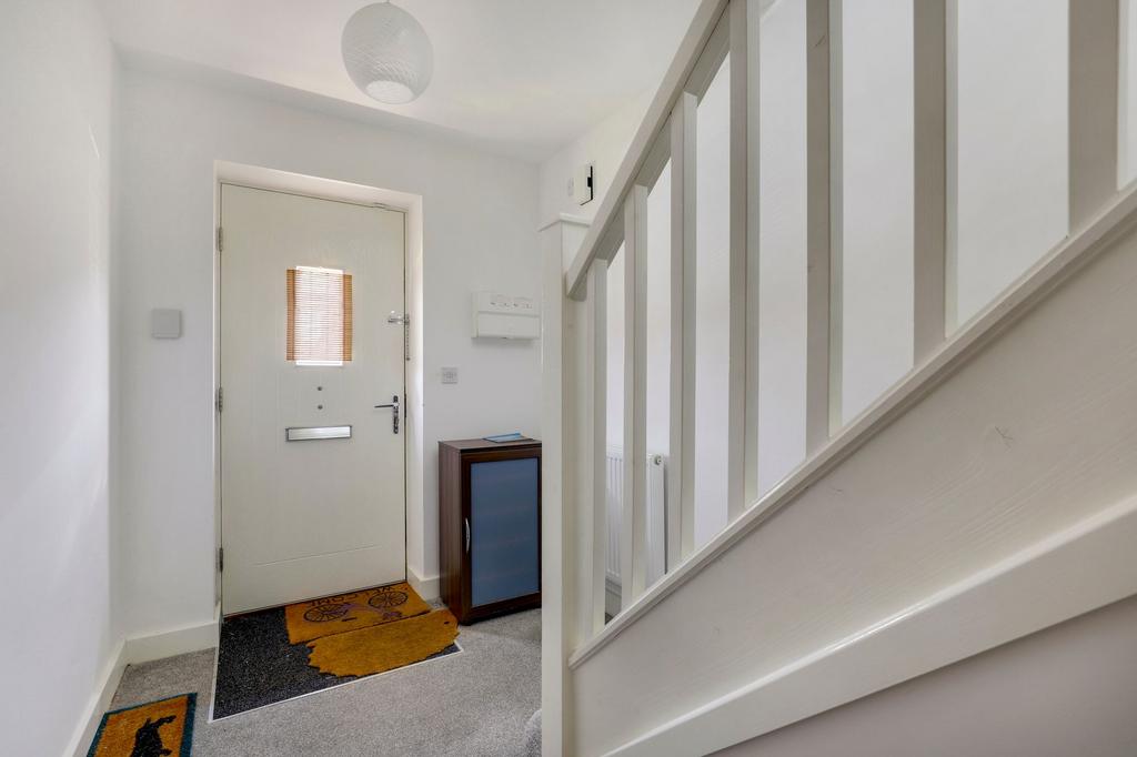 House in Nottingham, Nottinghamshire - More