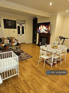 1 bedroom in a house share to rent, Moorcroft, Uxbridge, UB8