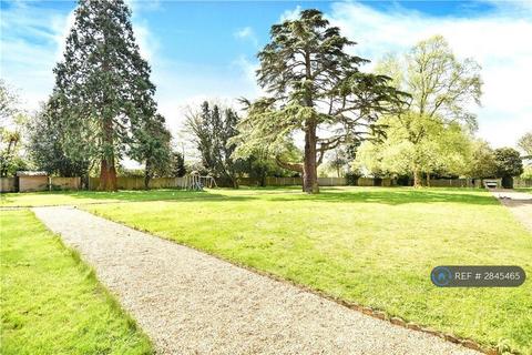 1 bedroom in a house share to rent, Moorcroft, Uxbridge, UB8