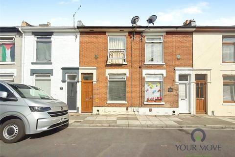 2 bedroom terraced house to rent, Esslemont Road, Hampshire PO4