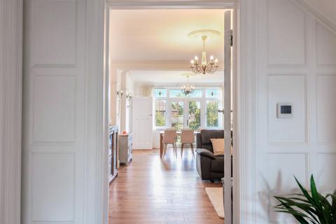 5 bedroom detached house for sale, South View, Bromley, BR1
