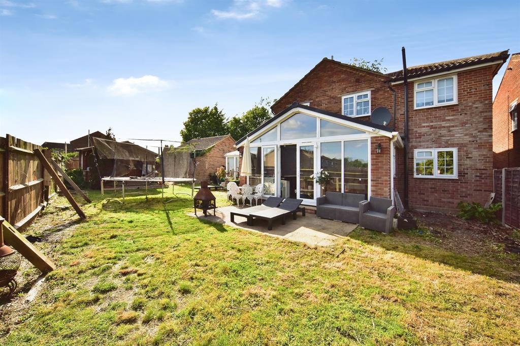 Harvest Ridge, Leybourne, West Malling - View 3