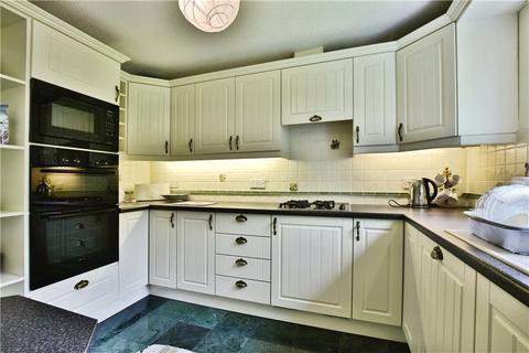 2 bedroom flat for sale, Schools Hill, Cheadle, Greater Manchester, SK8