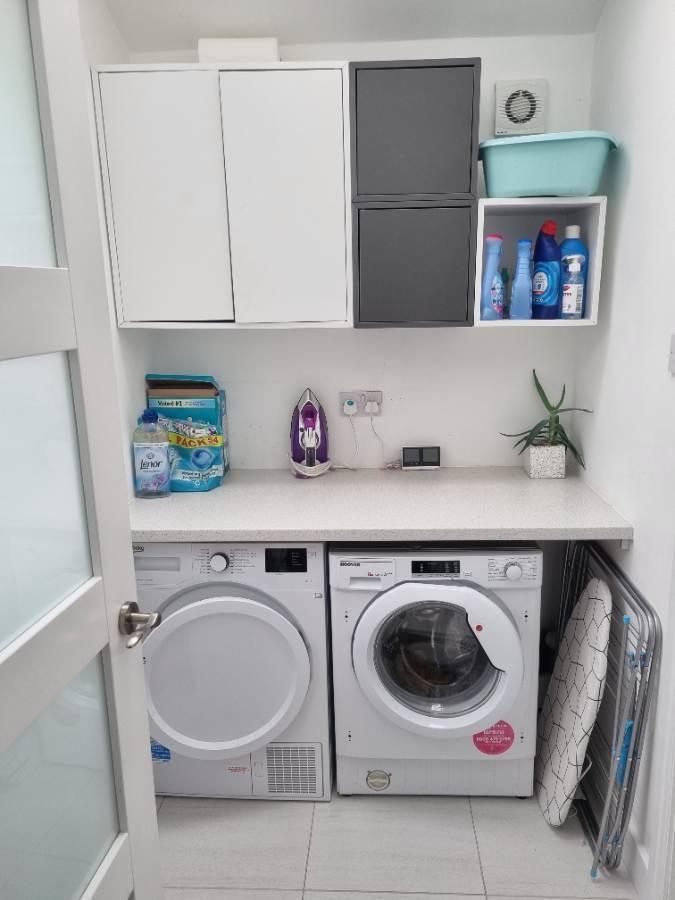 Utility room, utility