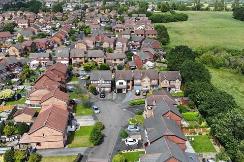 4 bedroom detached house for sale, Talman Grove, Ashton-In-Makerfield, Wigan, WN4 8XW