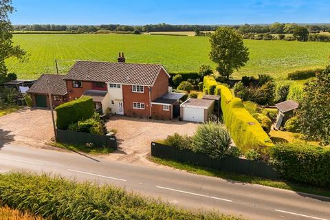 3 bedroom semi-detached house for sale, Stepping Stone Lane, Stalham, Norwich