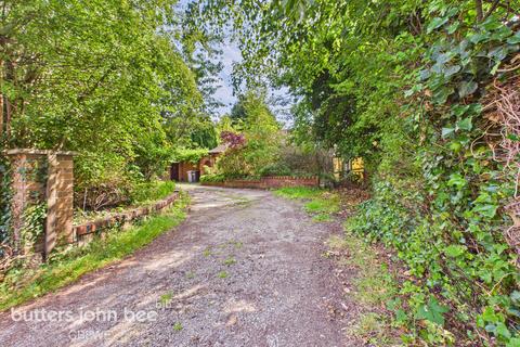 4 bedroom detached bungalow for sale, Ravenscroft Road, Crewe