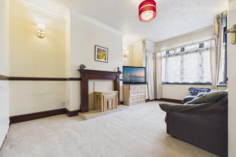 3 bedroom semi-detached house for sale, Banks Road, Bedfordshire SG18