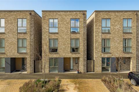4 bedroom detached house for sale, Knightly Avenue, Cambridge, Cambridgeshire, CB2