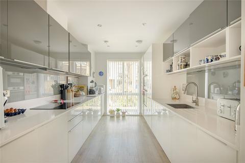 4 bedroom detached house for sale, Knightly Avenue, Cambridge, Cambridgeshire, CB2