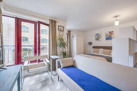 Studio for sale, Wapping High Street, Wapping, London, E1W