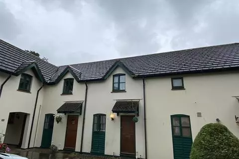 2 bedroom house to rent,