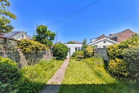 2 bedroom house for sale, West Street, Seaview, PO34 5ER