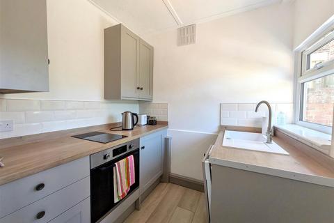 2 bedroom house for sale, West Street, Seaview, PO34 5ER