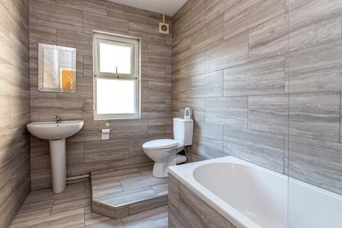 1 bedroom apartment to rent, Wellingborough Road, Rushden NN10