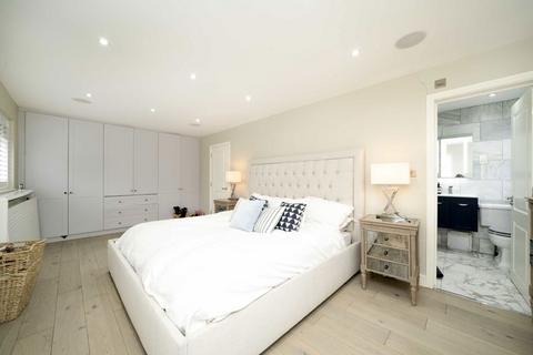 undefined, Chara Place, London W4