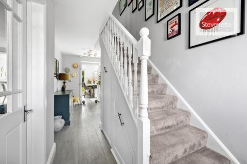 4 bedroom semi-detached house for sale, Vicarage Road, Coopersale