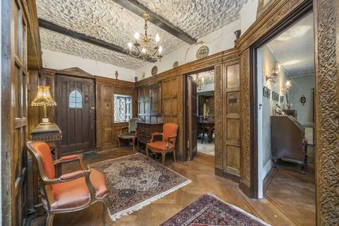 4 bedroom detached house for sale, Canons Drive, Edgware HA8